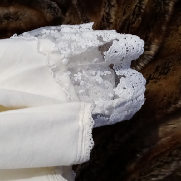 Hopeless Romantic blouse size large - Picture 9 of 11